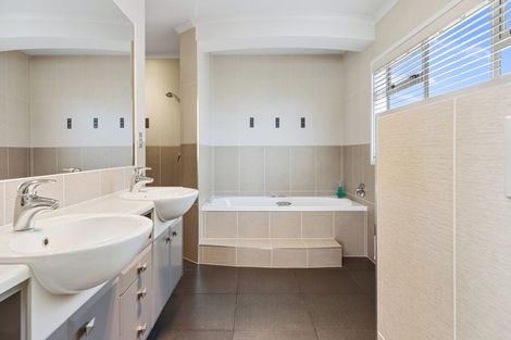 Photo of property in 37 Santa Maria Key, Papamoa Beach, Papamoa, 3118