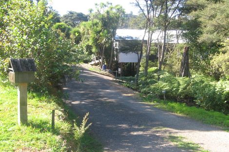Photo of property in 3 Punga Place, Whitianga, 3510