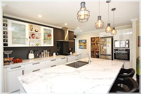 Photo of property in 10 Oxnam Place, Foxton Beach, Foxton, 4815