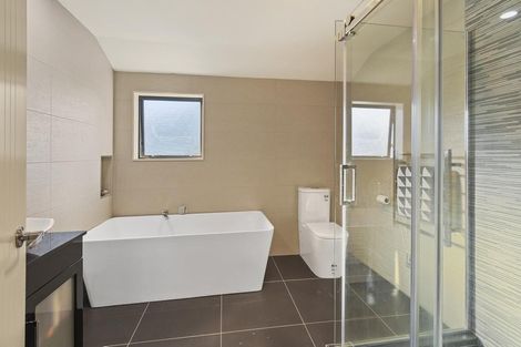 Photo of property in 37 Saint Maroun Rise, The Gardens, Auckland, 2105