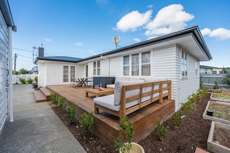 Photo of property in 6 Corbett Place, Onekawa, Napier, 4110