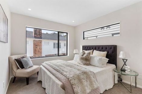 Photo of property in 44b Blakeborough Drive, Forrest Hill, Auckland, 0620