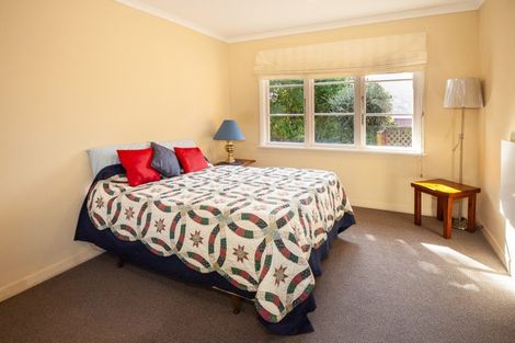 Photo of property in 5 Barling Street, Macandrew Bay, Dunedin, 9014