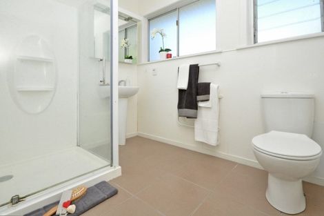 Photo of property in 1/32 Mount Albert Road, Mount Albert, Auckland, 1025