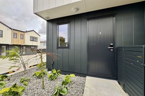 Photo of property in 3/131 Lancaster Road, Beach Haven, Auckland, 0626