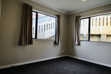 Photo of property in 8 Blewitt Court, Swanson, Auckland, 0614