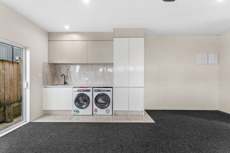Photo of property in 42 Lime Hill Rise, Flat Bush, Auckland, 2019