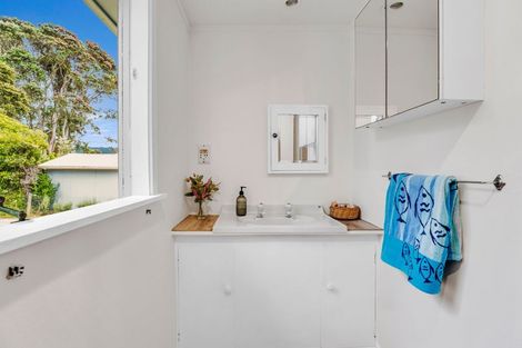 Photo of property in 161a Ocean Beach Road, Tairua, 3508
