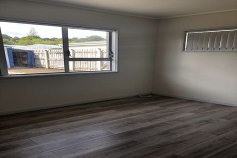 Photo of property in 24 Lingfield Street, Glenfield, Auckland, 0629