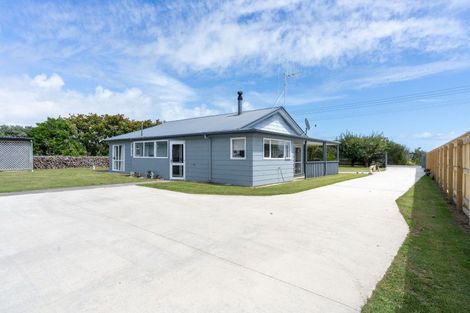 Photo of property in 294 Te Waka Road, Otaki, 5581