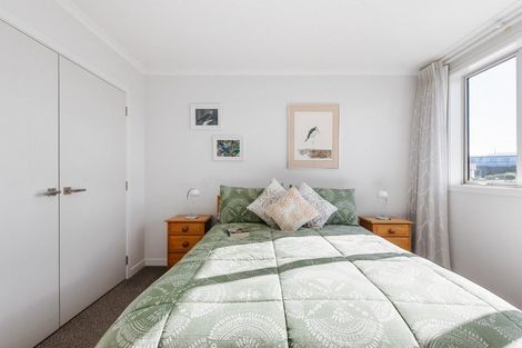 Photo of property in Waterview Estate, 70/4 Greystone Place, Omokoroa, 3114