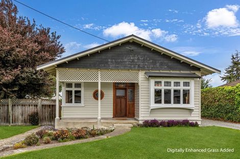 Photo of property in 12 Irving Street, Gore, 9710