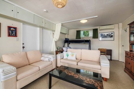 Photo of property in 2 Beaufort Street, Opua, 0200