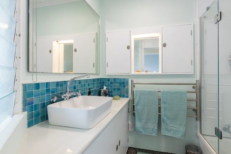 Photo of property in 126 Seaview Road, Westown, New Plymouth, 4310