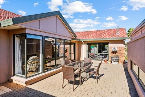 Photo of property in 59 Milne Drive, Paraparaumu, 5032