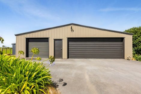 Photo of property in 20 Kiri Road, Te Kiri, Opunake, 4682