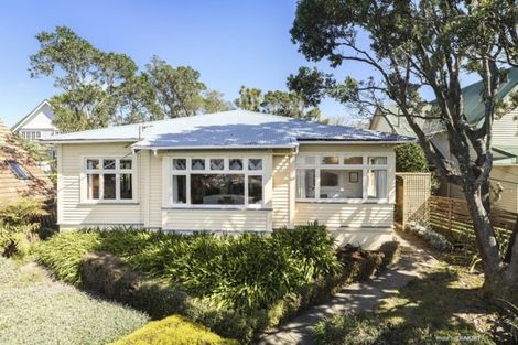 Photo of property in 107 Upland Road, Kelburn, Wellington, 6012