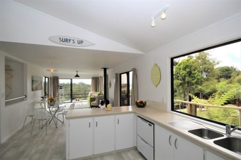 Photo of property in 986 Sandspit Road, Sandspit, Warkworth, 0982