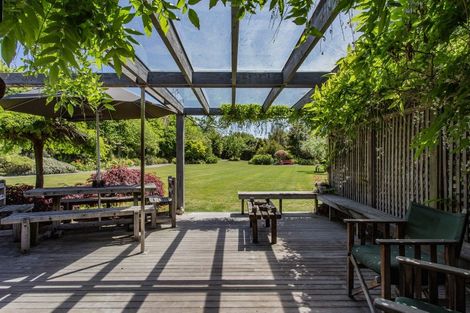 Photo of property in 18 Cedar Place, Amberley, 7410