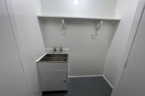 Photo of property in 121 Fitzherbert Avenue, West End, Palmerston North, 4410