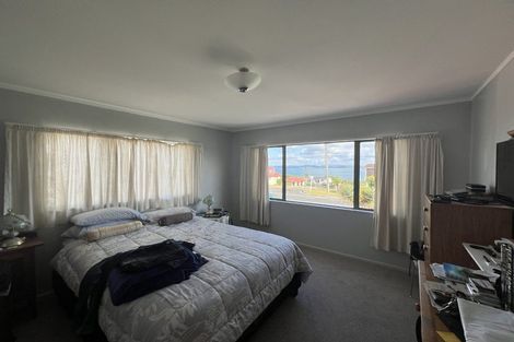 Photo of property in 1361b Whangaparaoa Road, Army Bay, Whangaparaoa, 0930