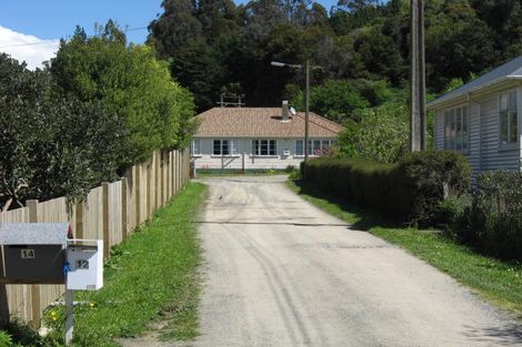 Photo of property in 10 Tukuka Street, Nelson South, Nelson, 7010