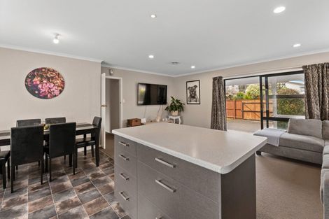 Photo of property in 74 Blomfield Street, Pukehangi, Rotorua, 3015