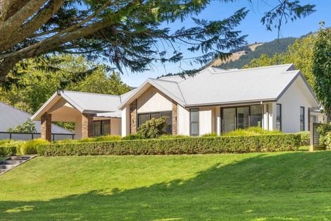 Photo of property in 5 Greenfield Lane, Stoke, Nelson, 7011