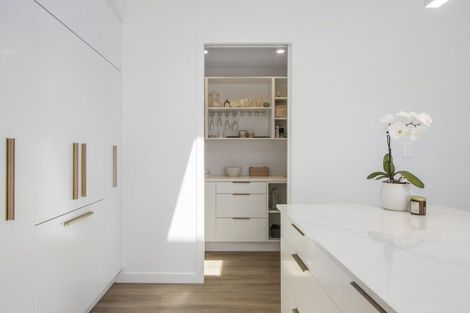 Photo of property in 2 Goldstone Place, Omokoroa, 3114