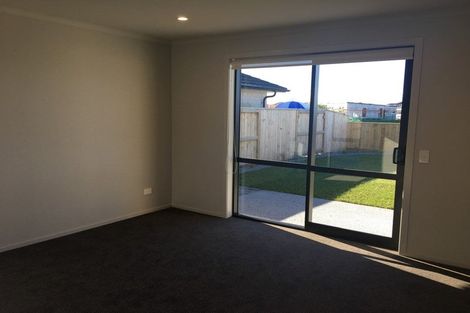 Photo of property in 15 Fuller Street, Papamoa Beach, Papamoa, 3118