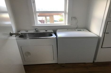 Photo of property in 8 Rollerson Street, Papakura, 2110