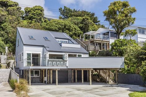 Photo of property in 156 Paremata Road, Paremata, Porirua, 5024