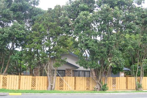 Photo of property in 94 Arawhata Road, Paraparaumu, 5032