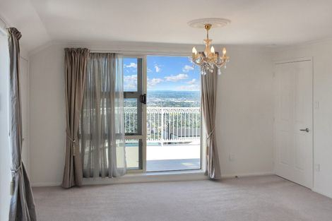 Photo of property in 1 Harry Ell Drive, Cashmere, Christchurch, 8022