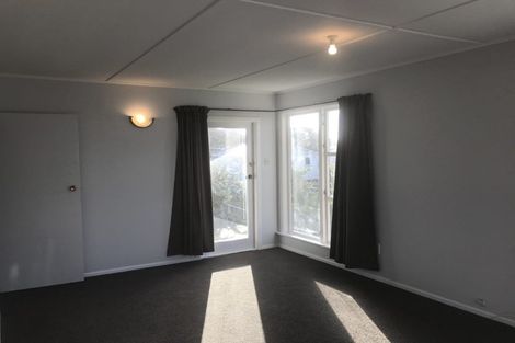 Photo of property in 11a Oswald Crescent, Paparangi, Wellington, 6037