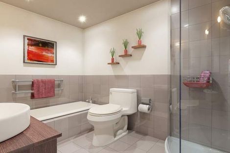 Photo of property in 62 Pencaitland Drive, Flat Bush, Auckland, 2019