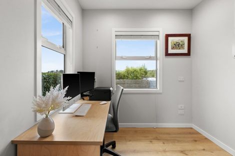 Photo of property in 22 Quarry Ridge, Poraiti, Napier, 4182