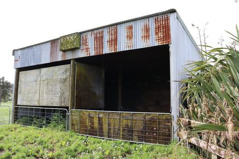 Photo of property in 1060 Mountain Road, Waiongana, Inglewood, 4389