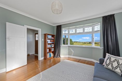 Photo of property in 93 Pukenamu Road, Te Horo, Otaki, 5581