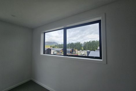 Photo of property in 13 Forage Road, Jacks Point, 9371