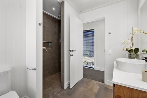 Photo of property in 12 The Fairways, Kinloch, Taupo, 3377