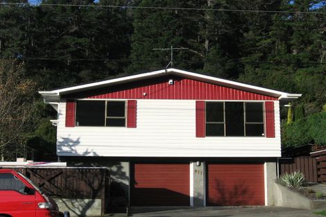 Photo of property in 477 Stokes Valley Road, Stokes Valley, Lower Hutt, 5019