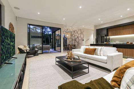 Photo of property in 21b Churchouse Road, Greenhithe, Auckland, 0632