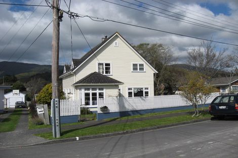 Photo of property in 10 Sharpe Crescent, Wainuiomata, Lower Hutt, 5014
