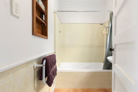 Photo of property in 11 Leveson Street, Strathmore Park, Wellington, 6022