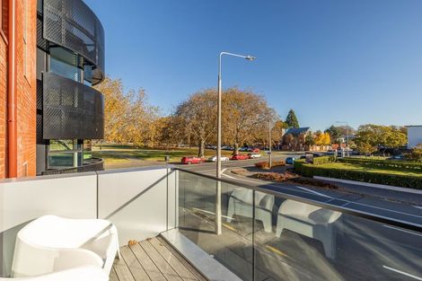 Photo of property in 1/360 Montreal Street, Christchurch Central, Christchurch, 8013