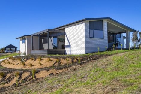Photo of property in 8 Sandpiper Lane, Mangawhai Heads, Mangawhai, 0505