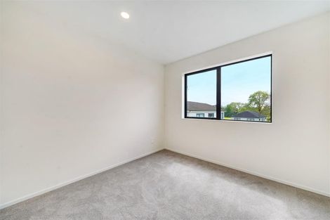 Photo of property in 1/2 Wood Street, Papakura, 2110