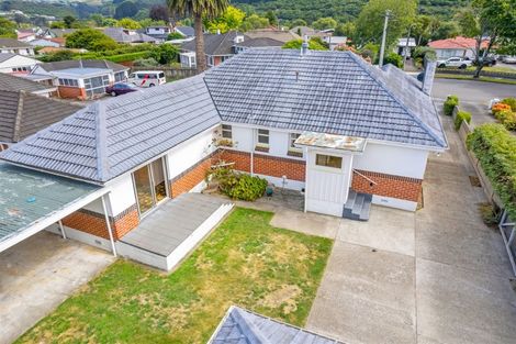 Photo of property in 19 Hall Grove, Ebdentown, Upper Hutt, 5018