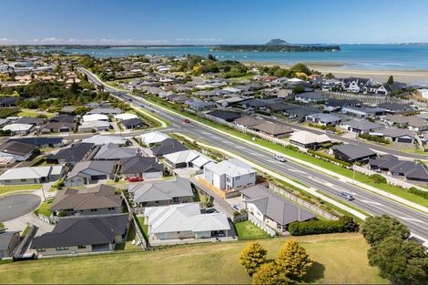 Photo of property in 38b Richardson Road, Omokoroa, 3172